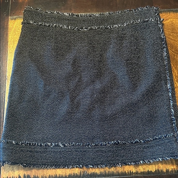 Nine West sassy short winter skirt size 8 EUC - Picture 5 of 5